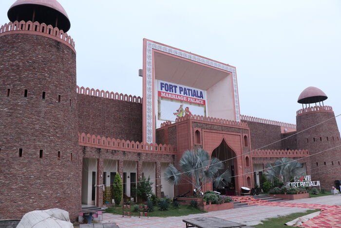 Fort ramparts and side turret